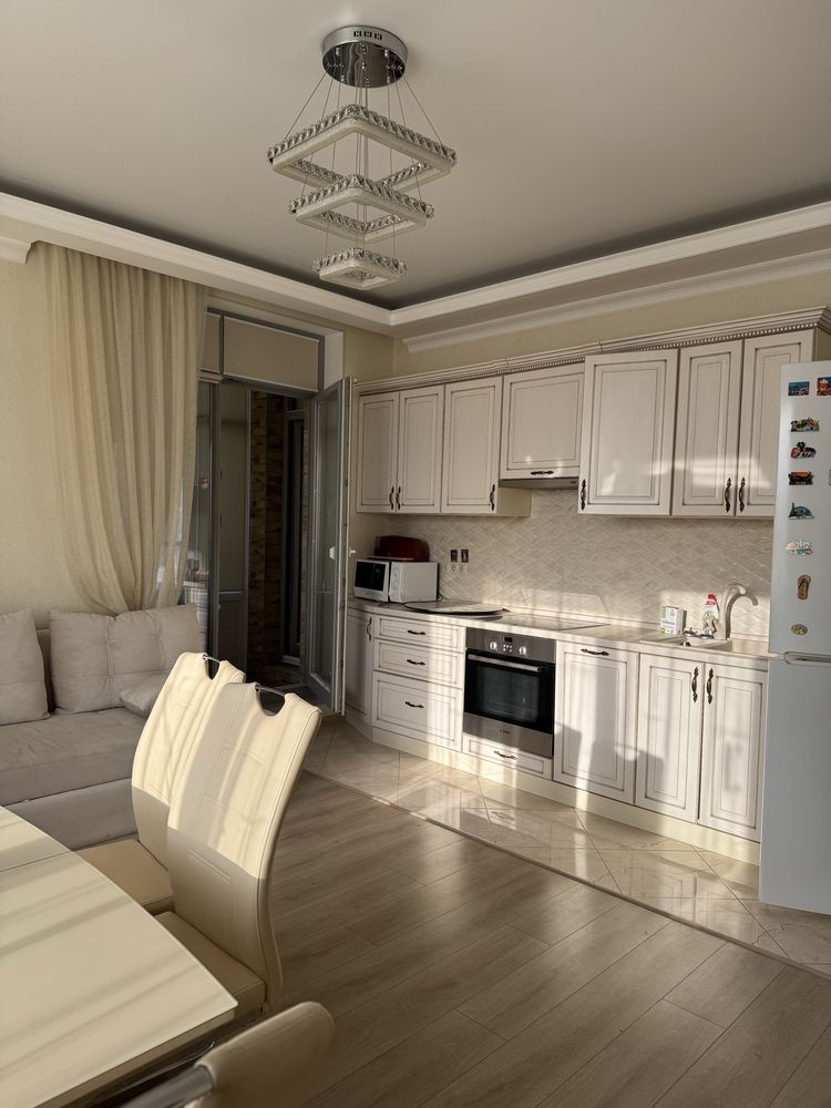 Two-bedroom apartment in Golfstream Complex, Odessa, 10th floor