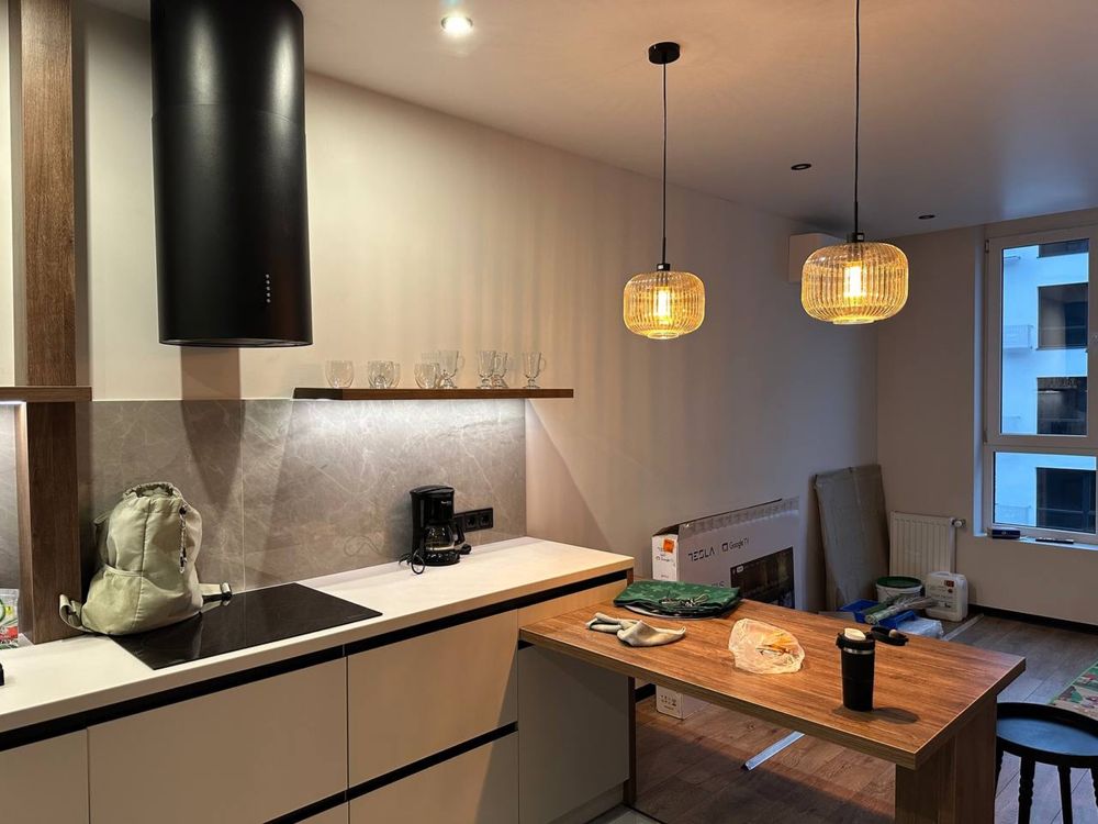 Stylish 1-bedroom apartment in Avalon - imperfectly perfect
