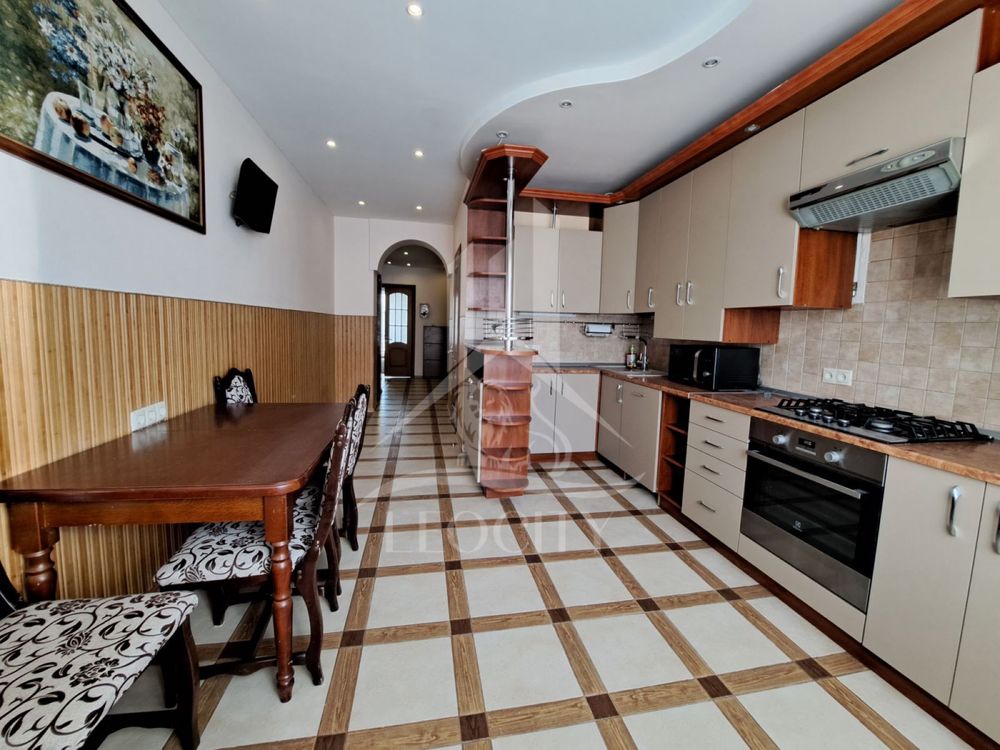2-Room Fully Equipped Apartment on Vernadsky Street
