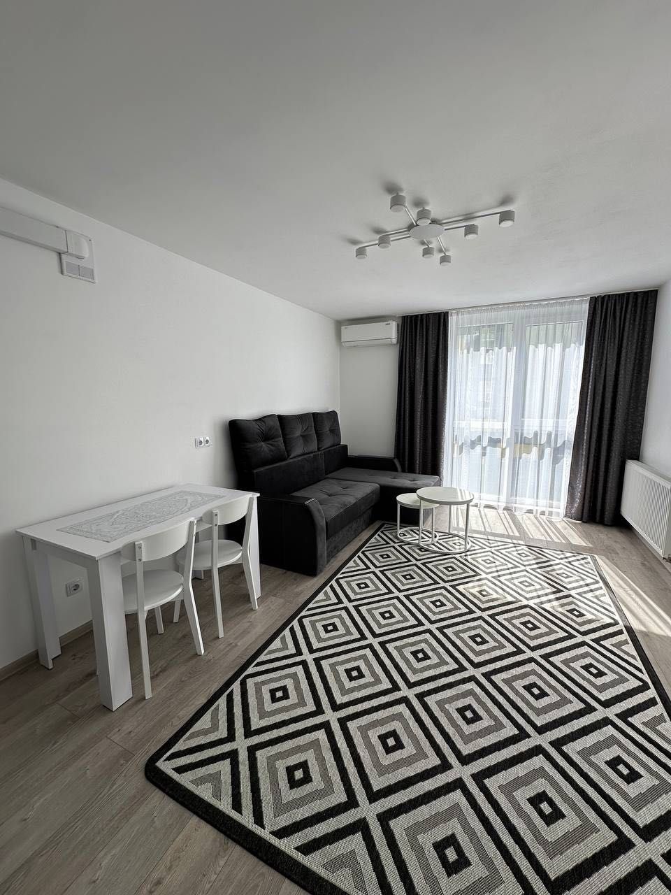 Smart Apartment with Full Amenities on Rudnenska Street