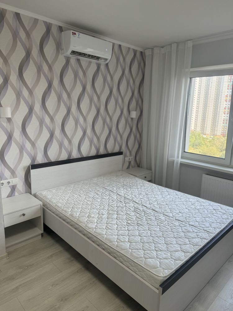 1-Bedroom Apartment in Patriotika Complex with City View