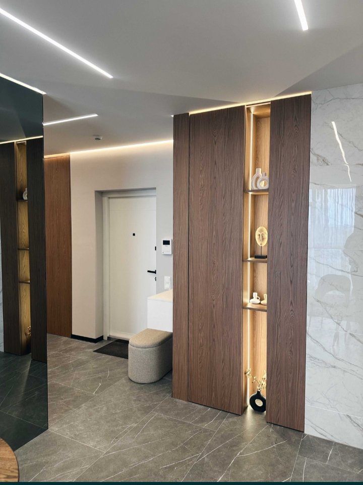 Luxury Apartment in Lychakiv District with Park View