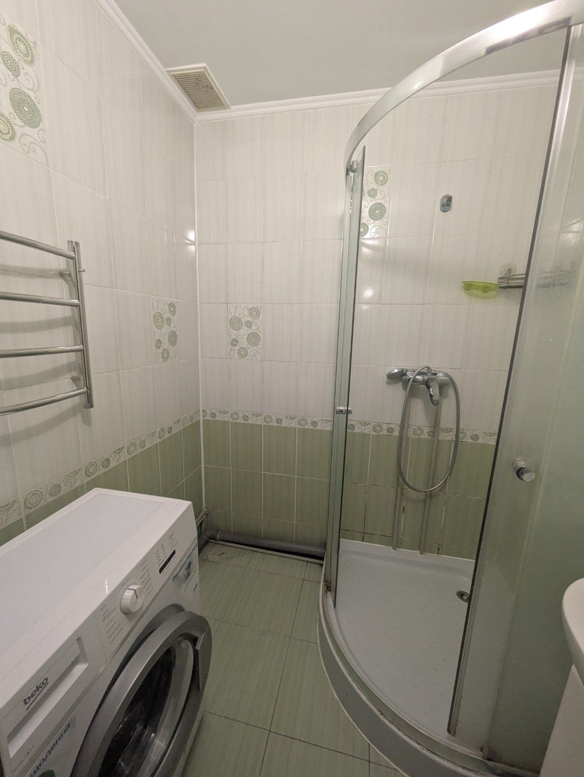 Spacious 1-bedroom apartment on Ivan Pavla II Street