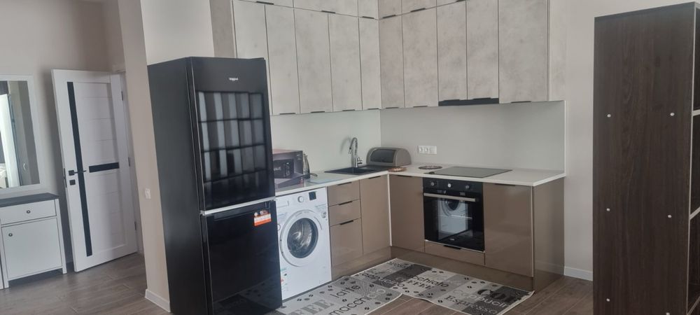 Modern Studio Apartments Near City Center with Views