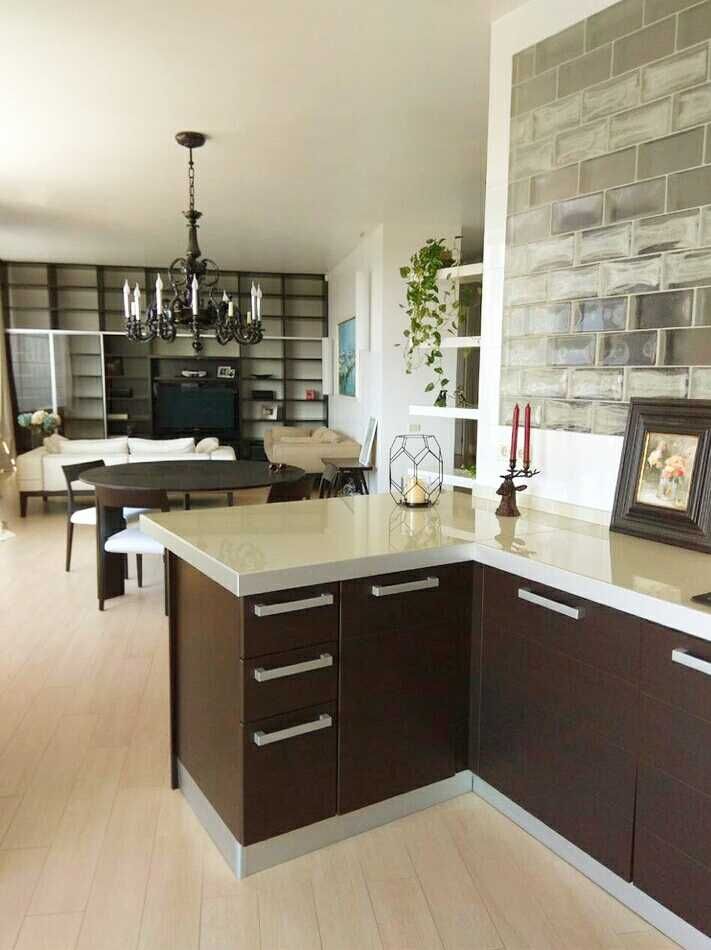 Stylish 120 m² Apartment near Arkadia and 8th Station of Fontana