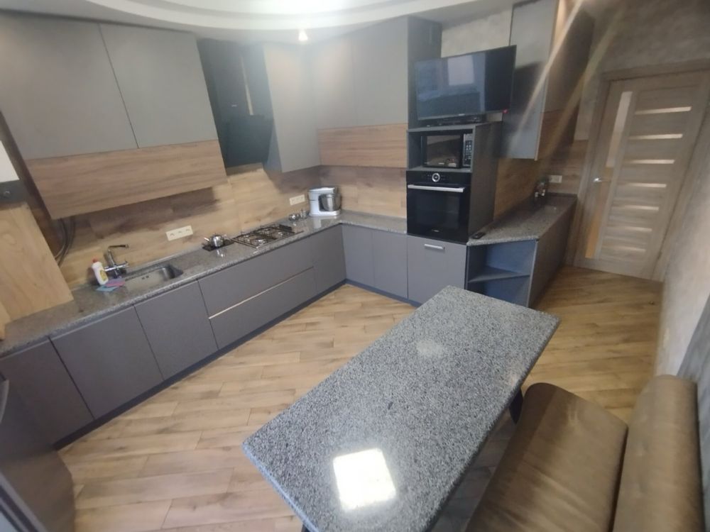 Newly Renovated Apartment in ЖК МАЛЬВИ Complex with Modern Amenities