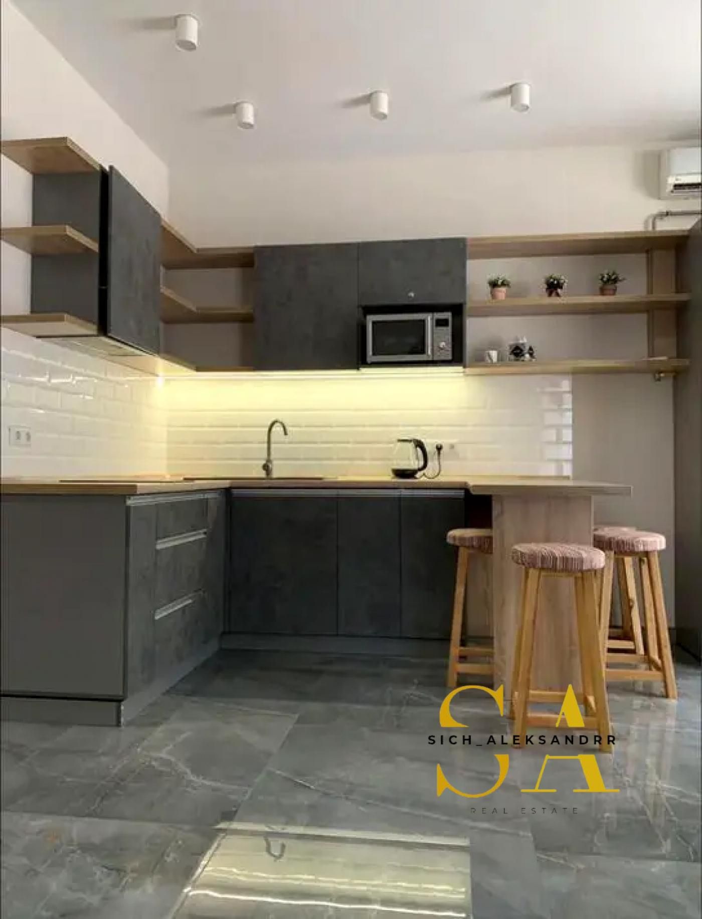 Summer Studio Apartment in 23rd Pearl, 10th Fountain - Premium Location near Beach