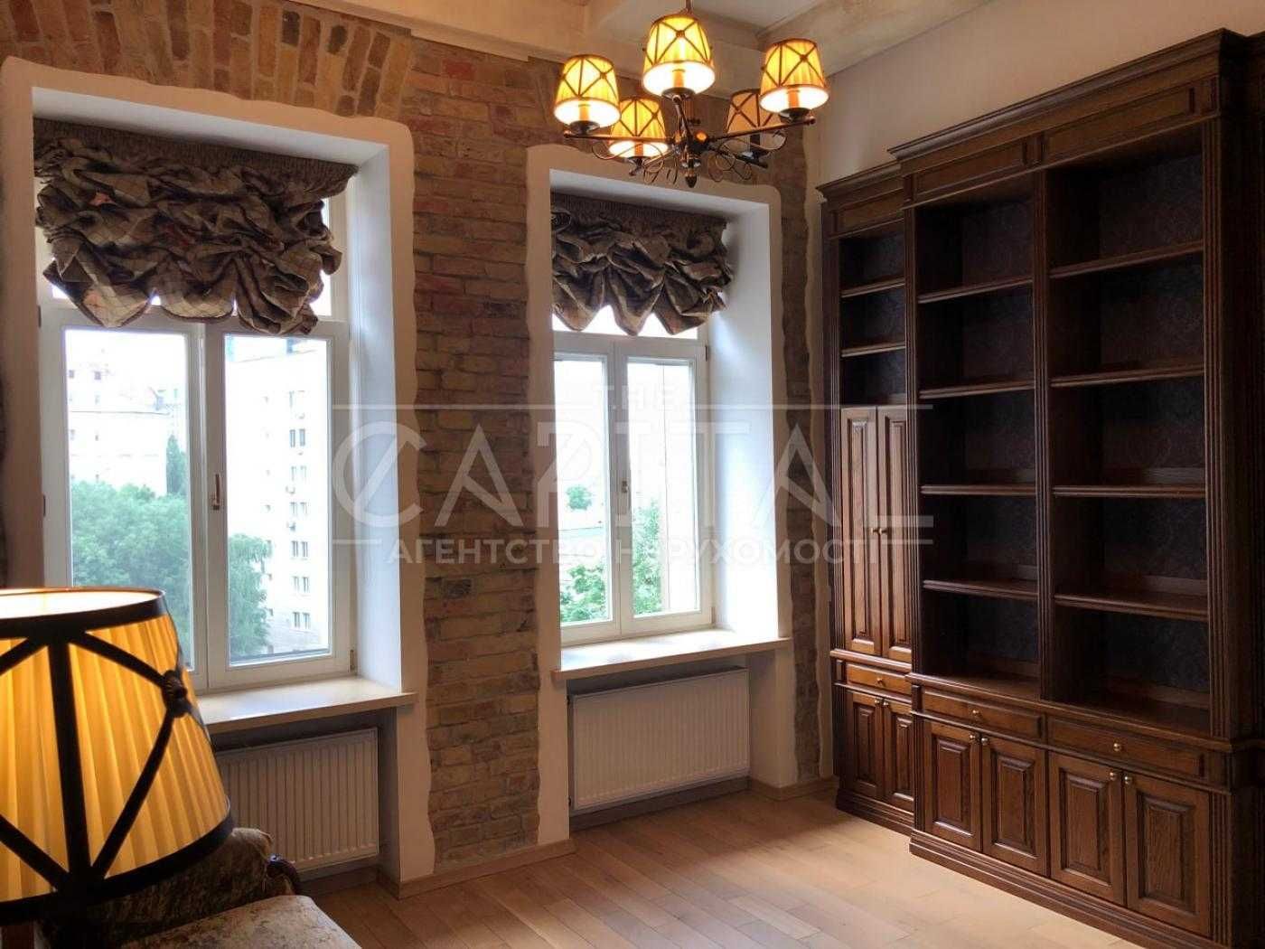 Luxurious Duplex Apartment in Kyiv City Center with City Views