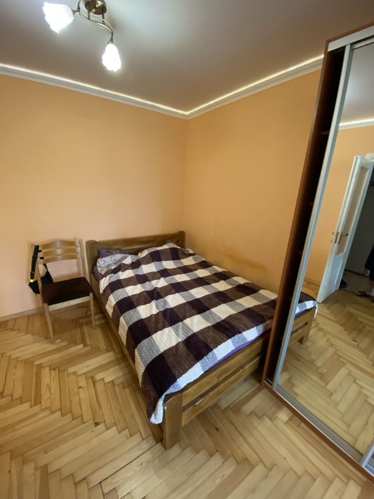 1-Room Apartment on Svobody Avenue with Autonomous Heating