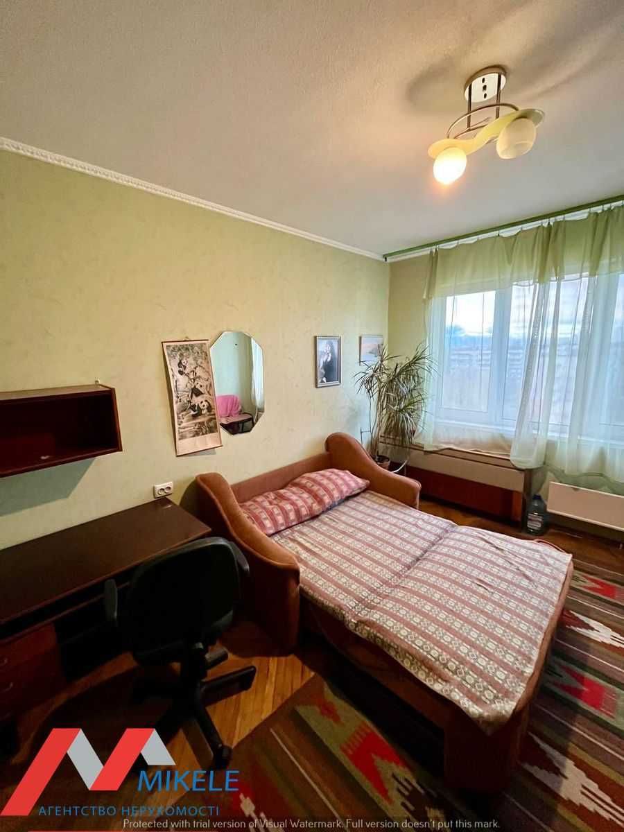 Spacious 2-room apartment in Svyatoshyn district, Borshchagivka