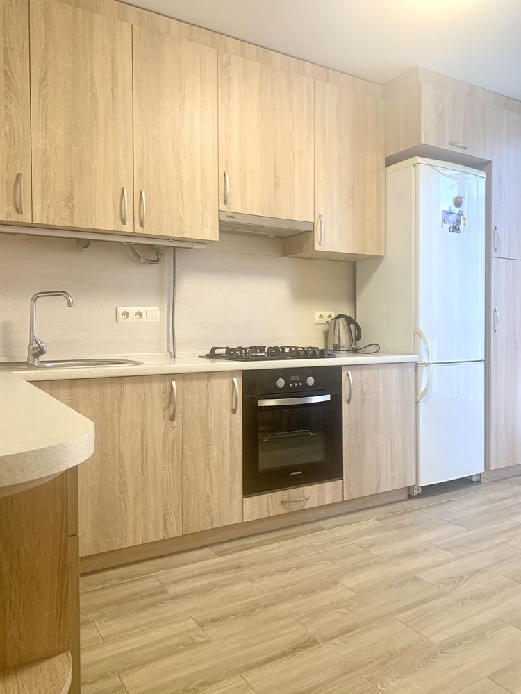 Cozy Apartment in Bilohordka White Chocolate Residential Complex