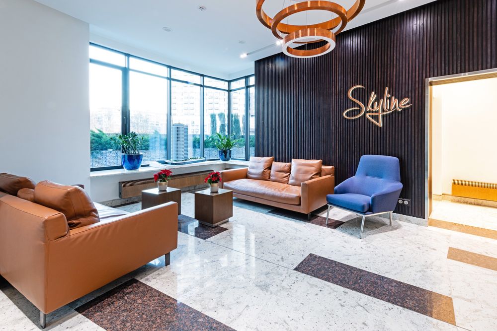 Luxury 4-Room Apartment in SkyLine Complex, Kyiv