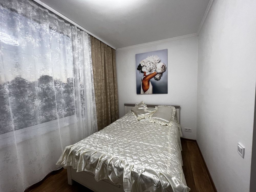 Cozy 1-bedroom apartment in Petropavlivska Borshchahivka