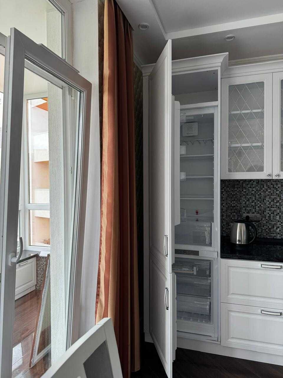 Two-level apartment in Nivki Park complex, near metro, with designer renovation