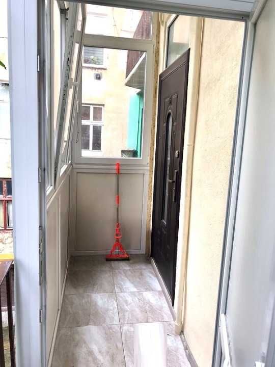 1-Room Apartment on Bazarna Street - Central Location