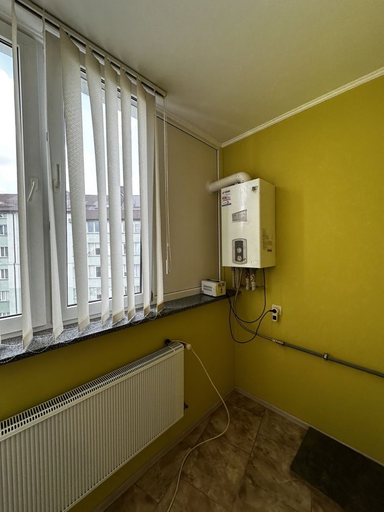 2-Room Apartment with Designer Renovation on Fedkovycha Street