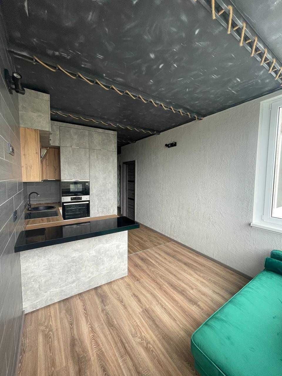 Cozy Apartment near Demievska Metro, Goloseyivsky District