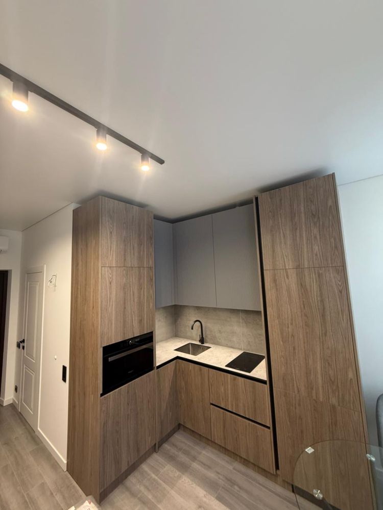 Designer Smart Apartment Near City Center