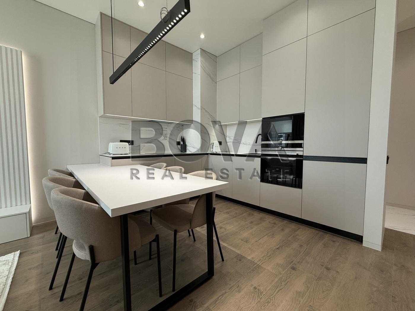 Exclusive 2-bedroom apartment in Crystal Park Tower, 65m2, premium location