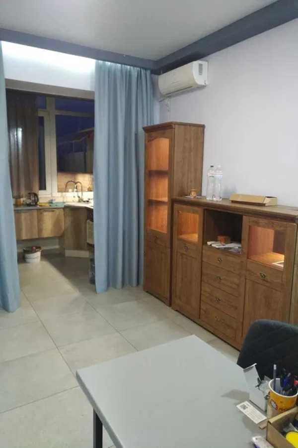 2-Room Apartment in Central District of Dnipro, Khersonska Street