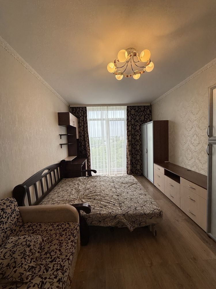 One-bedroom apartment in Stolychnyi Complex, 5th floor, fully equipped