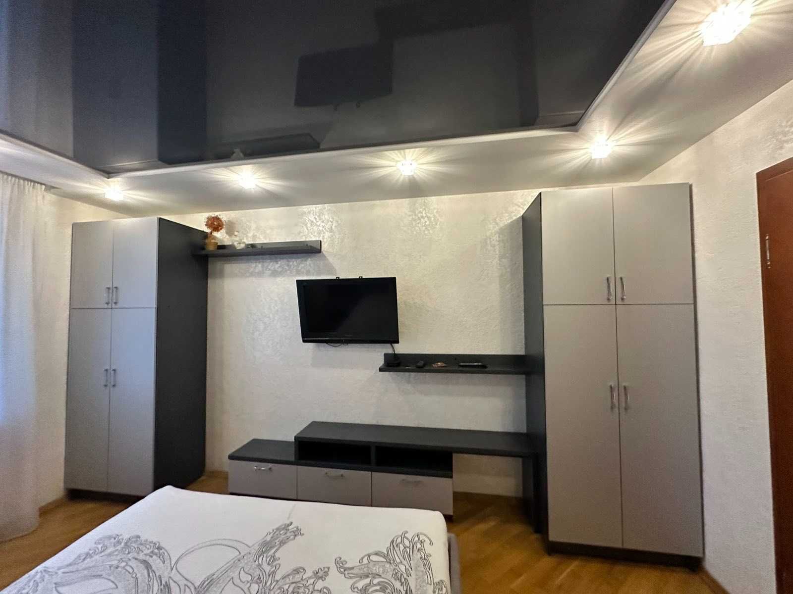Modern 3-Bedroom Apartment with Designer Renovation
