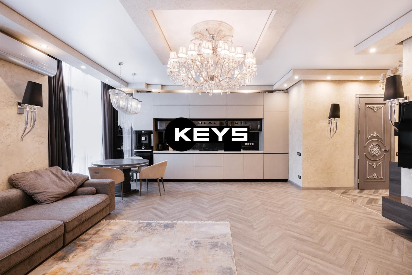 Exclusive 3-Room Apartment in Novopecherski Lipki Complex