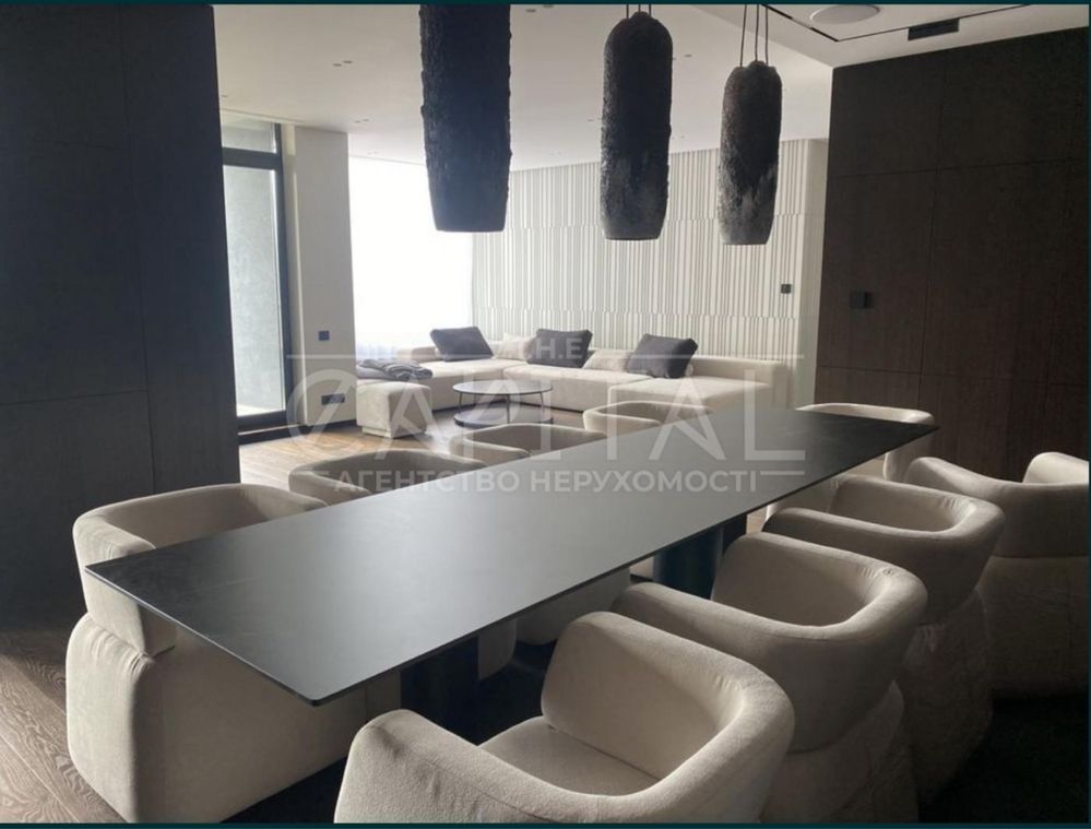 Spacious 222 m² Apartment in Tetris Hall Complex, Pechersk District