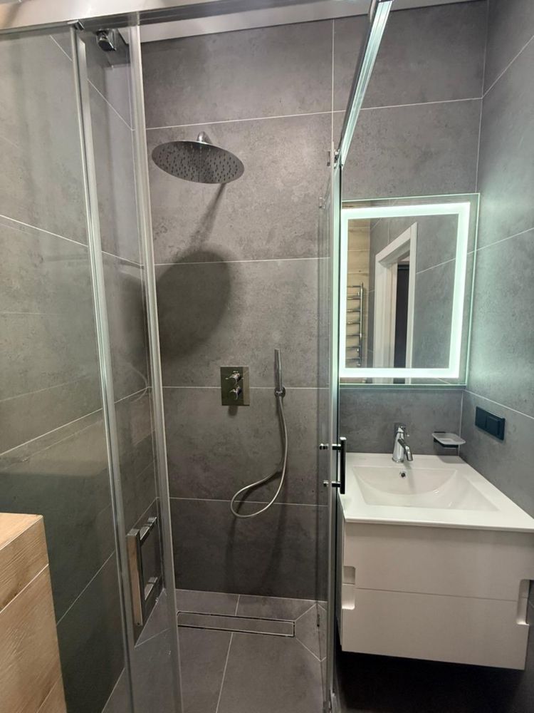 Designer Smart Apartment Near City Center