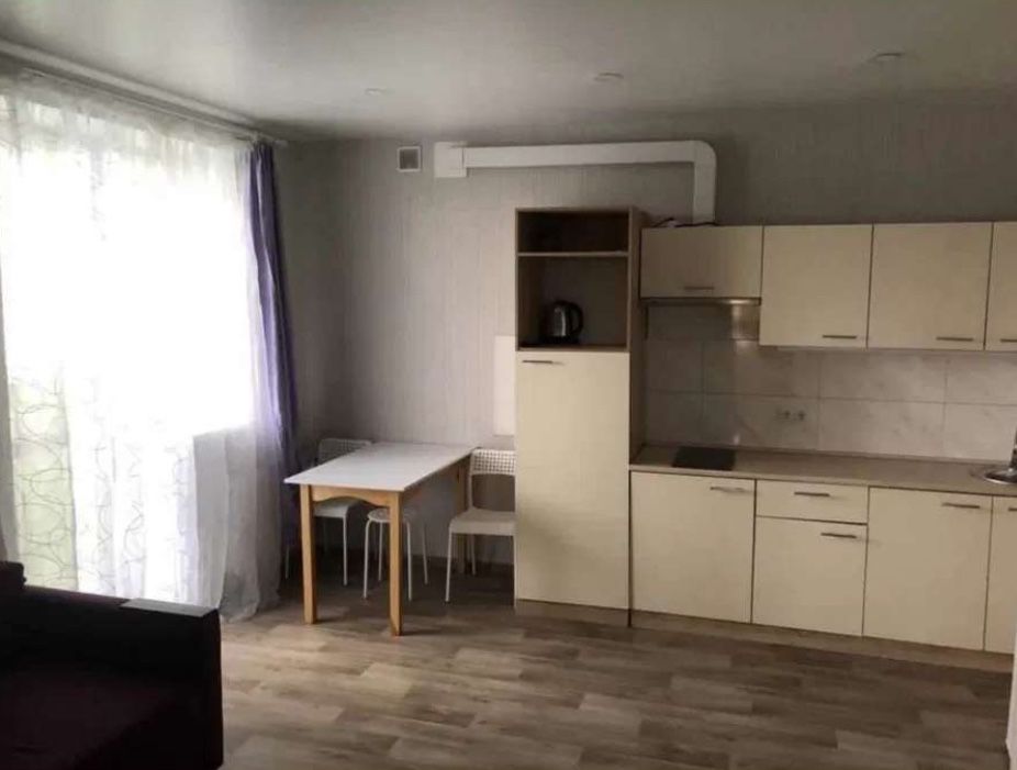 1-Bedroom Apartment in Rogatinsky Complex with Modern Amenities