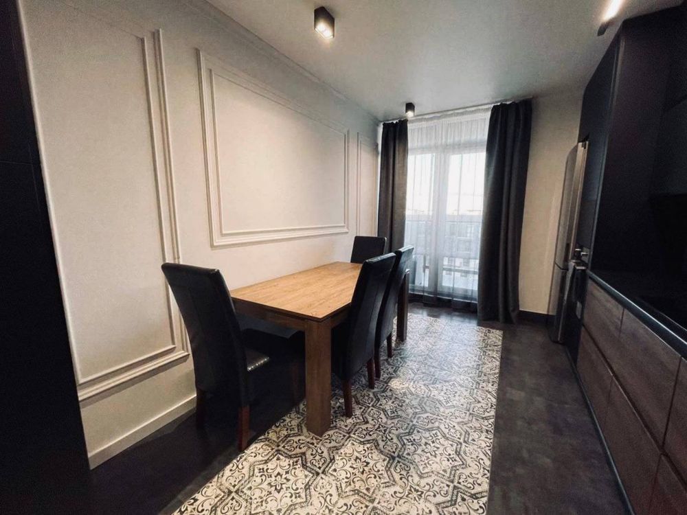 Stylish 2-Bedroom Apartment in Avalon Complex with Terrace and City Views