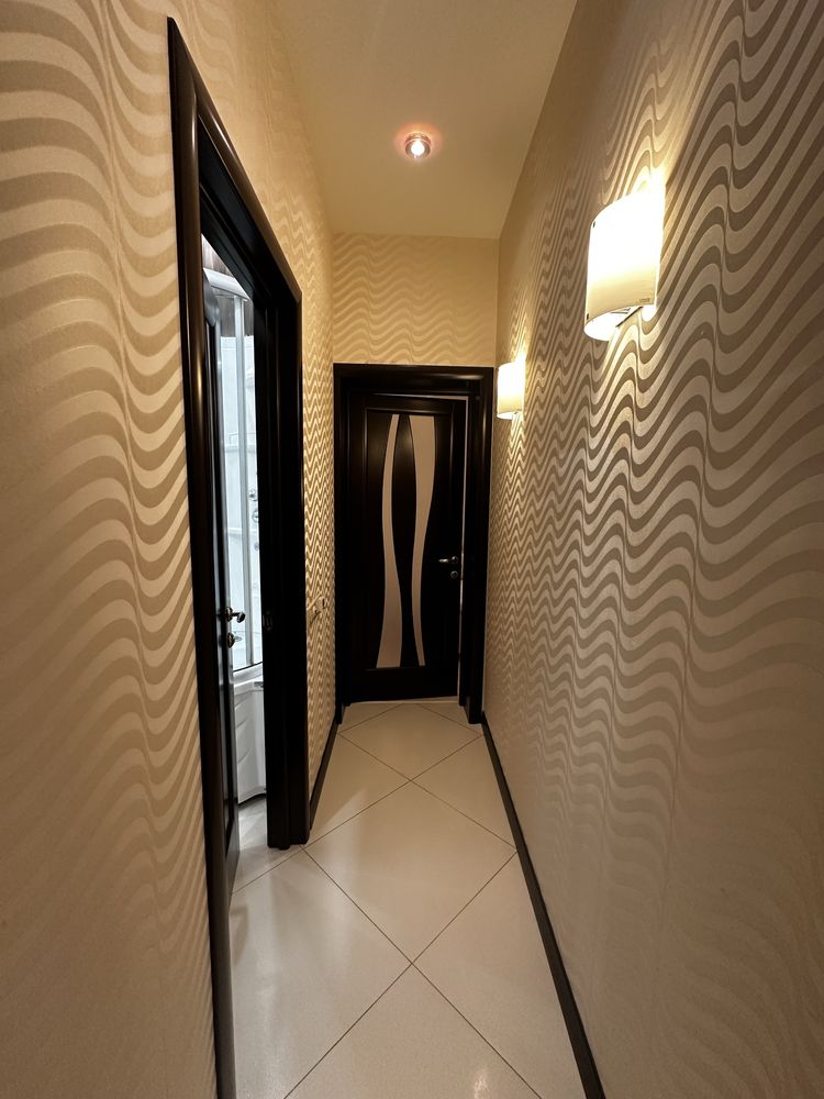 Business Class Apartment with 2 Separate Rooms near Lukyanivska Metro