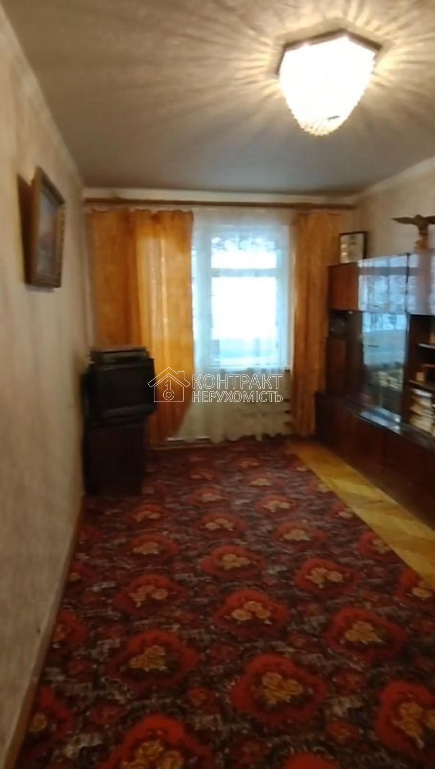 3-Room Apartment on Saltivske Highway near 'Klas' Supermarket