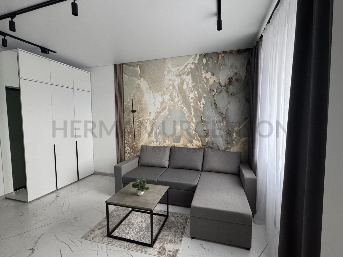 Central City Studio with Premium Design and Full Amenities