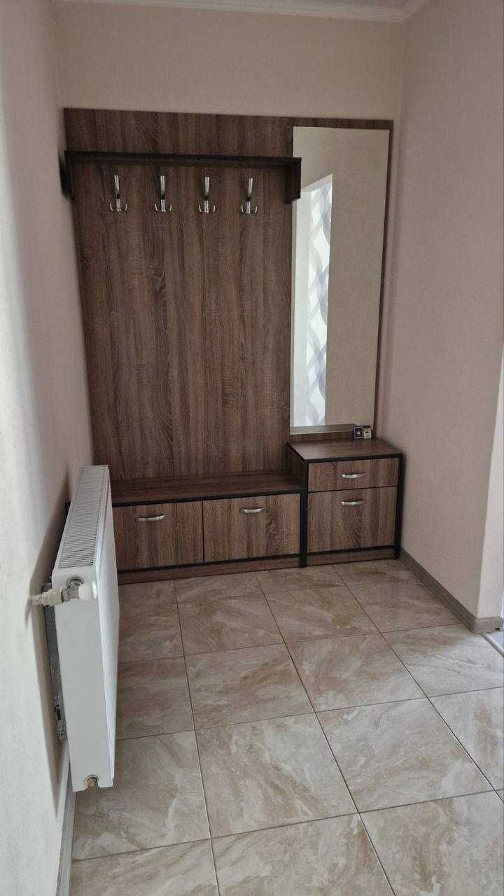 1-Bedroom Apartment on Vysochana Street, 2nd Floor