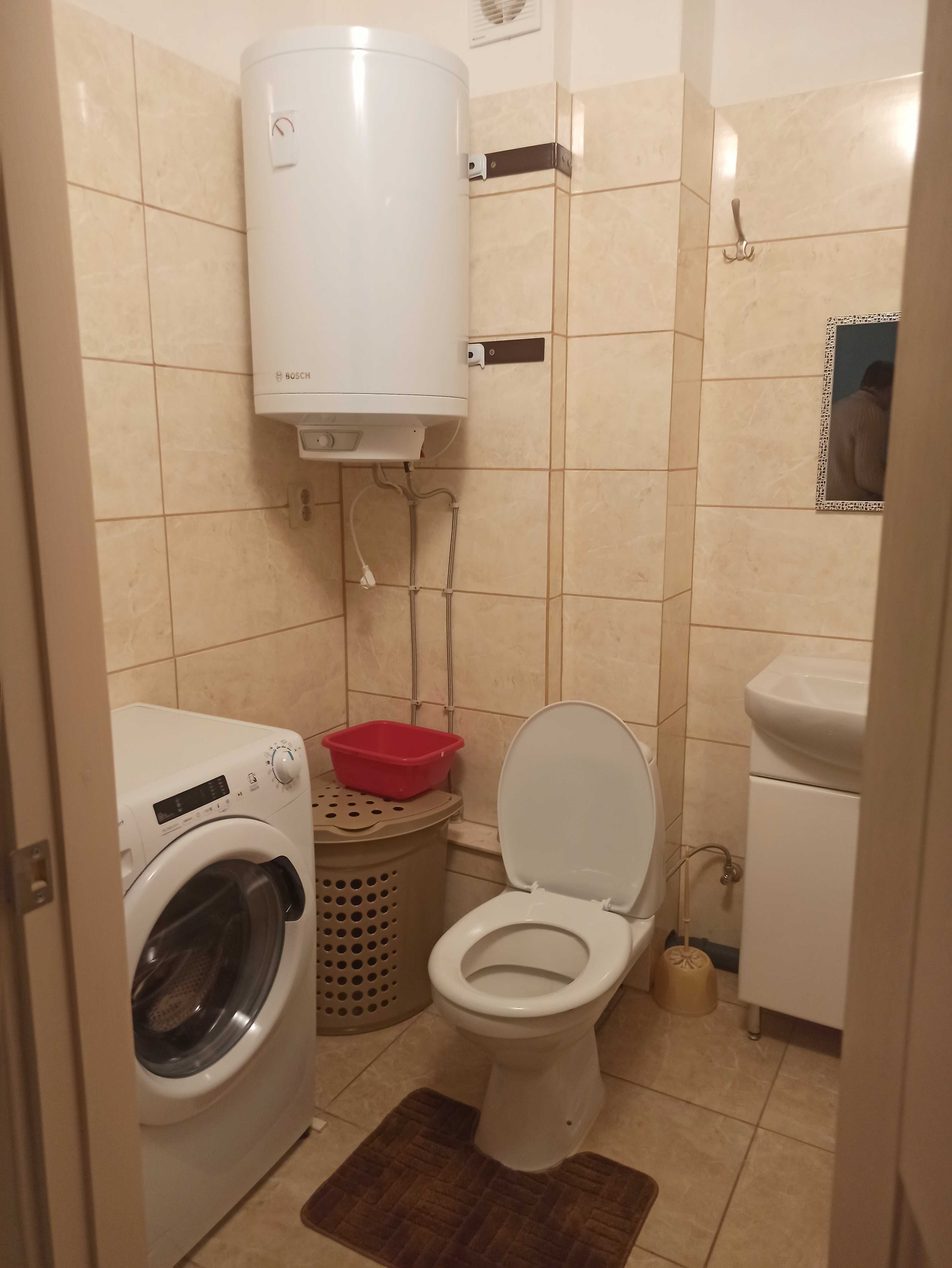 One-bedroom apartment in Kotsyubynske residential complex near Akademmistechko metro