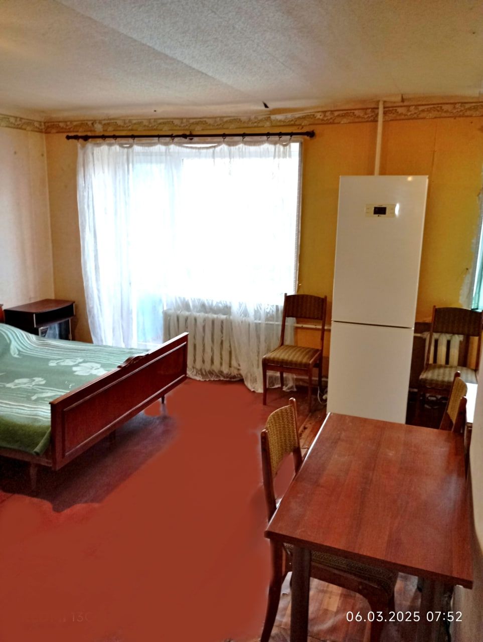 Spacious 32m² Studio Near Metro with Utilities Included