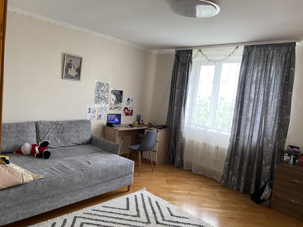 2-Room Apartment on Bahryanogo Street, 5th Floor, Fully Furnished