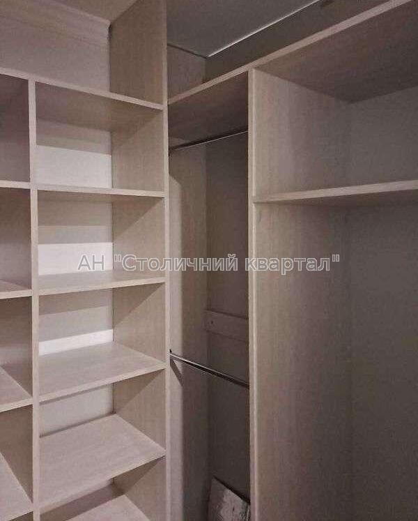 3-Bedroom Apartment in Silver Tower near Lukyanivska Metro