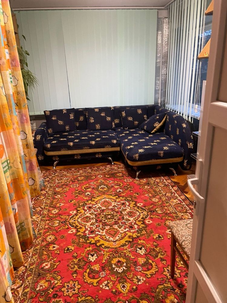 Cozy Room near Railway Station with Appliances