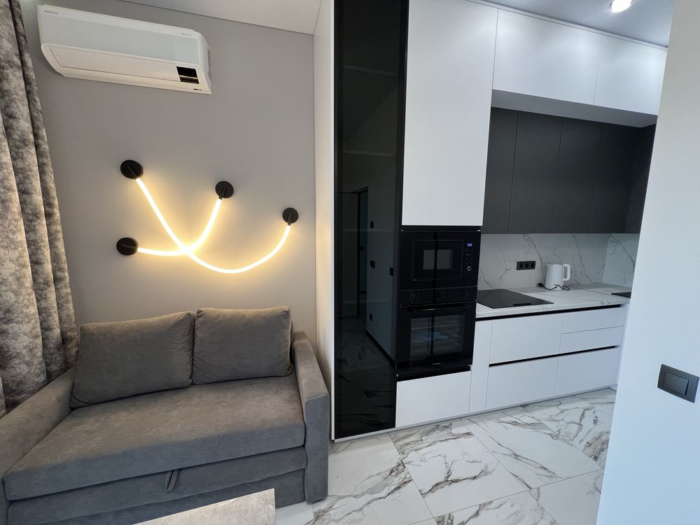 Fully Furnished Premium Apartment in Sherwood Residential Complex