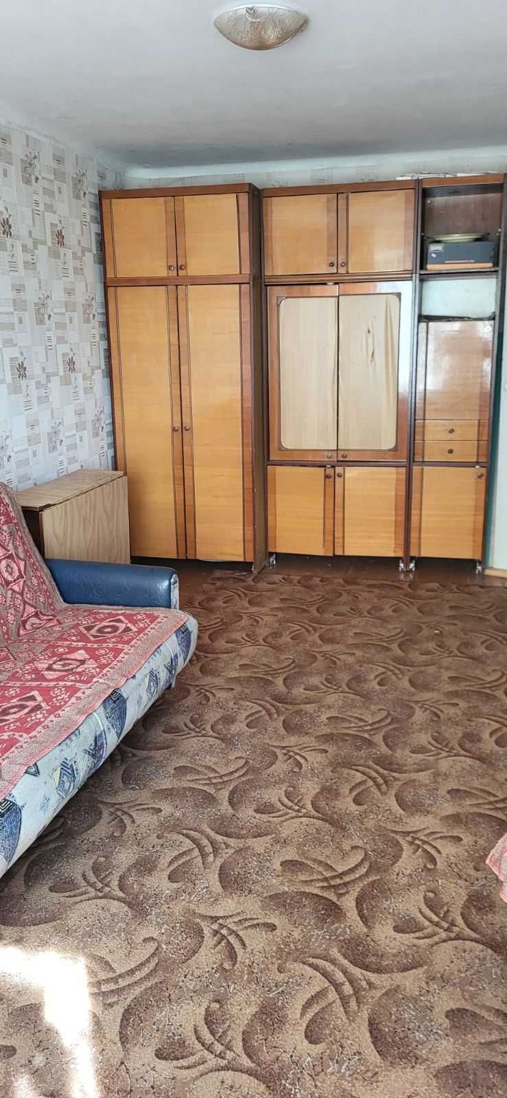 1-Room Apartment on Mazepy Street, Fully Furnished