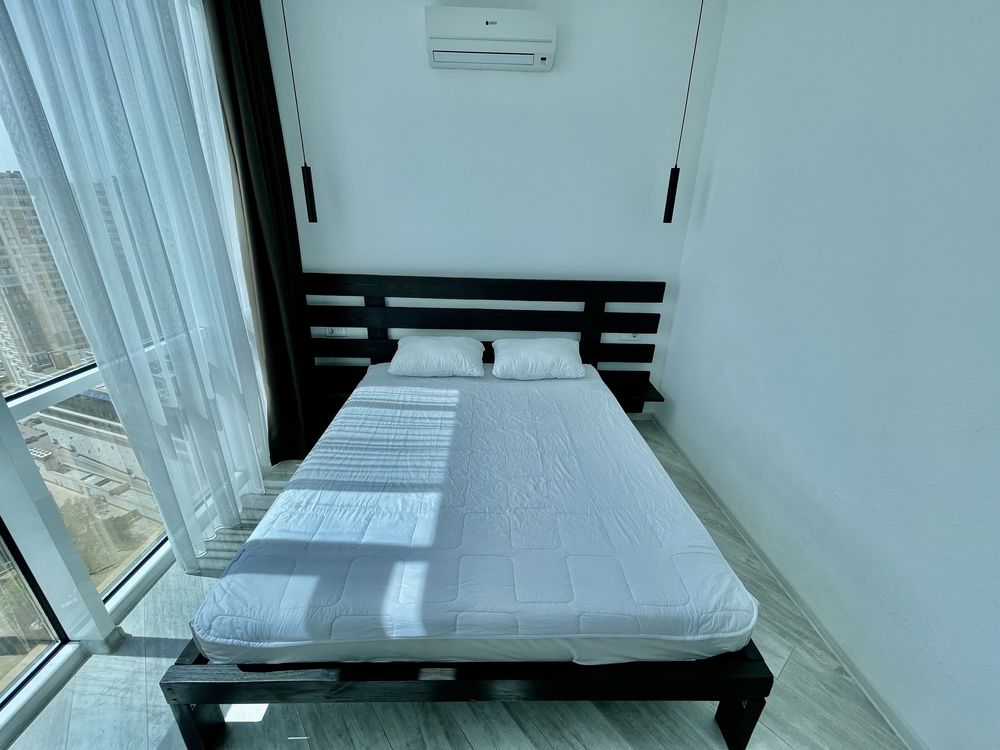 Stylish apartment with panoramic windows on Genuezskaya Street