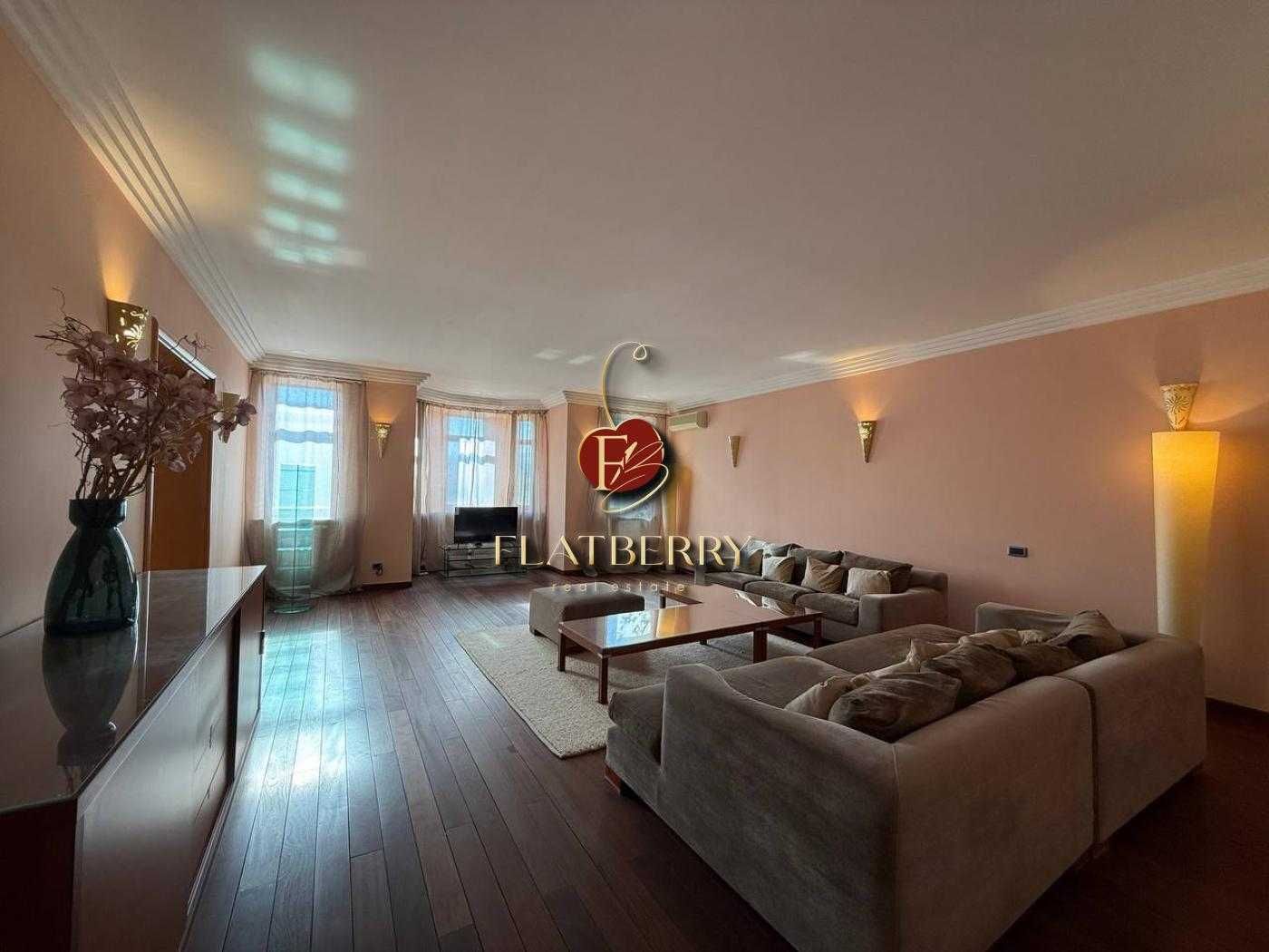 3-Bedroom Apartment in Historic Kyiv Location