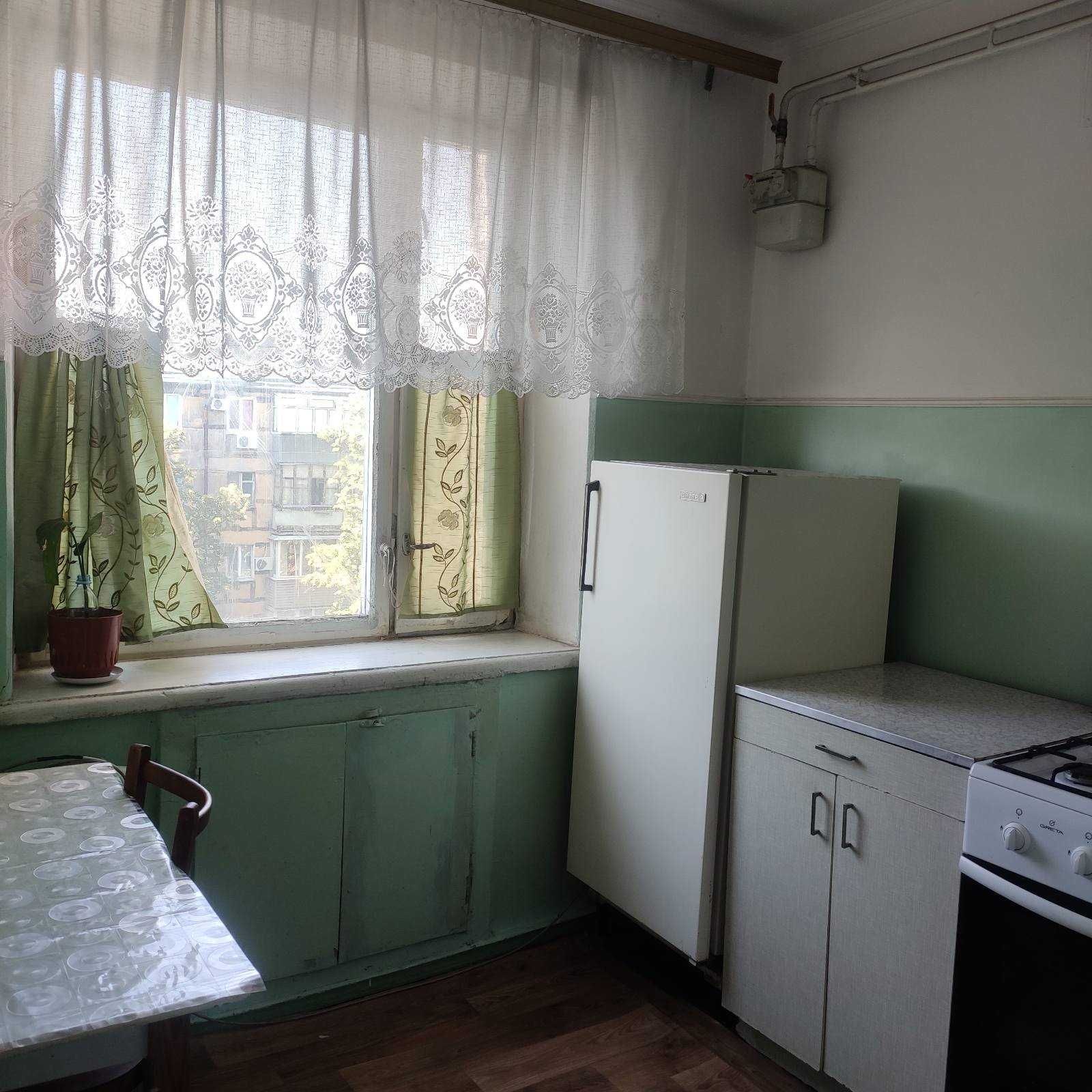 1-Room Apartment on Savchenko Street, Fully Furnished