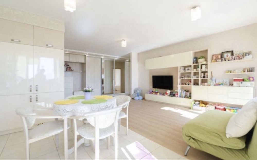 Spacious 2-room apartment in Sofia Residential Complex with great view