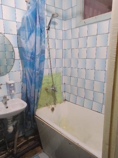 Cozy studio apartment with basic amenities