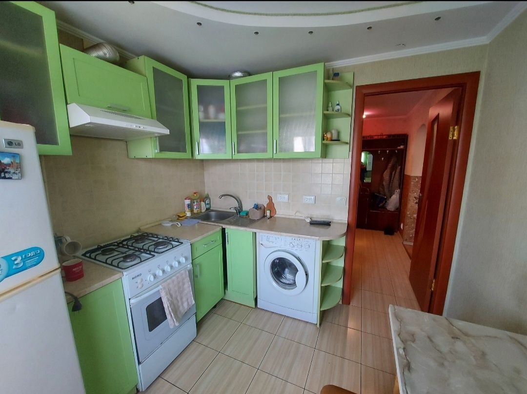 3-Room Apartment on Sichovy Striltsiv Street, Long-Term Rental