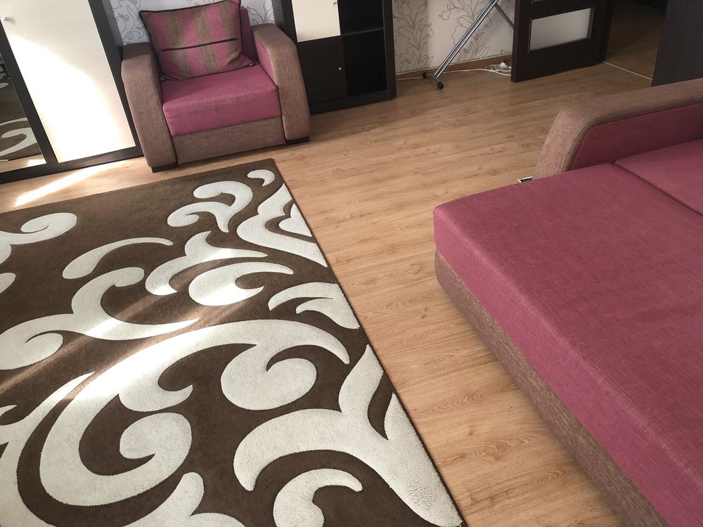 Spacious 1-bedroom apartment near Pozniaky metro