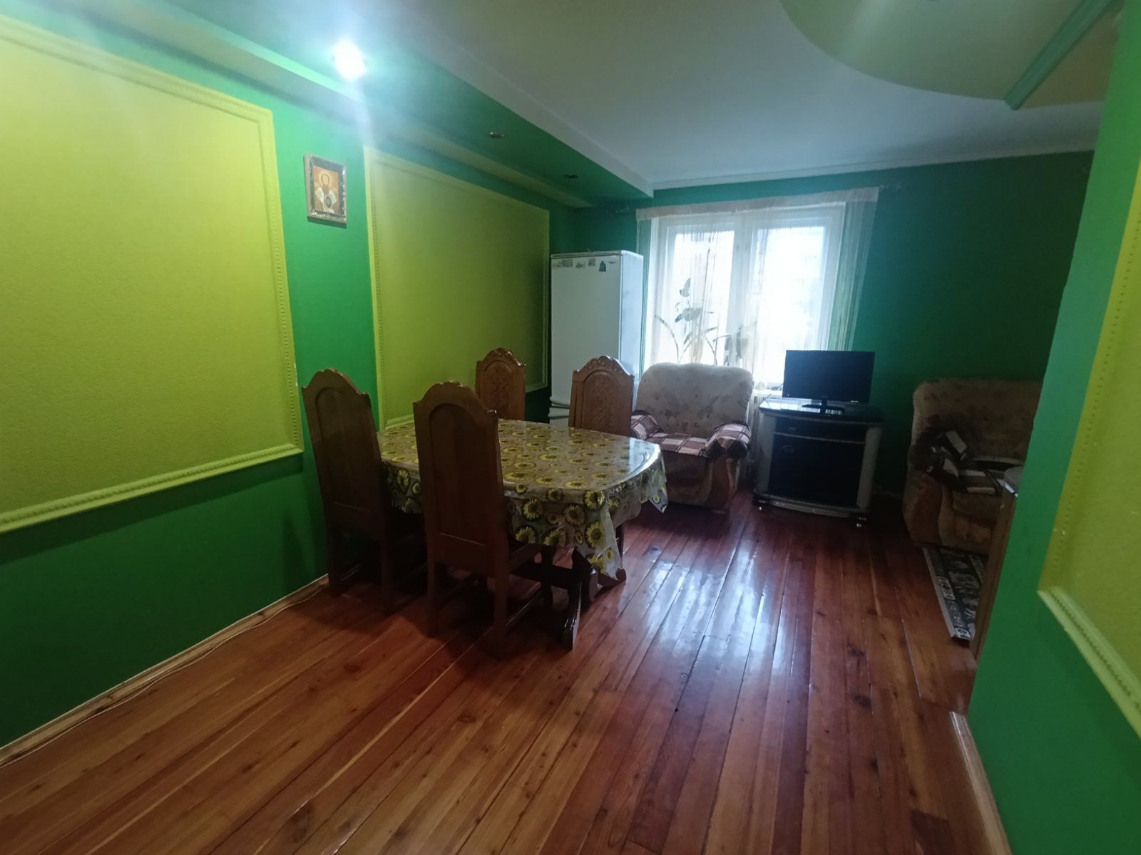 Three-room apartment in Pentagon area, warm and comfortable